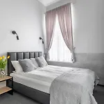 Primero Elegant Apartments Krakow Old Town